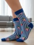 Mavi Çizgili Çilek Tasarım Soket Çorap