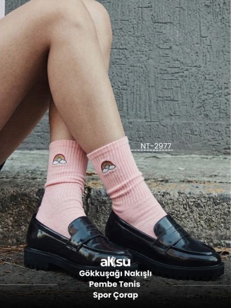 Gökkuşağı Nakışlı Pembe Tenis Spor Çorap